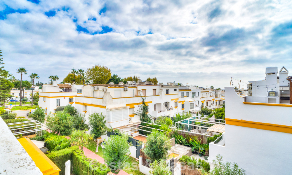 Semi-detached house for sale just metres from the beach on Marbella's Golden Mile 776468