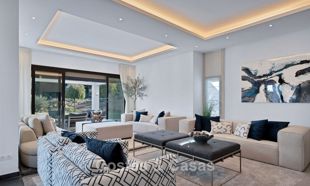 Luxury Mediterranean style villa for sale in a gated community surrounded by nature in Marbella - Benahavis 776500