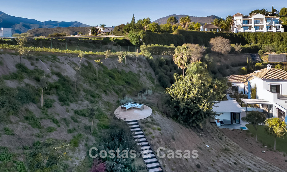 Luxury Mediterranean style villa for sale in a gated community surrounded by nature in Marbella - Benahavis 776504