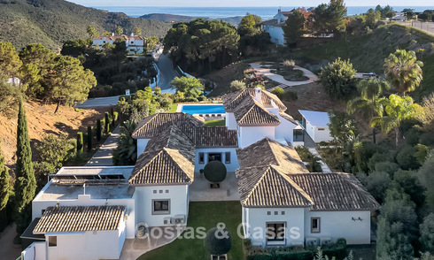 Luxury Mediterranean style villa for sale in a gated community surrounded by nature in Marbella - Benahavis 776505