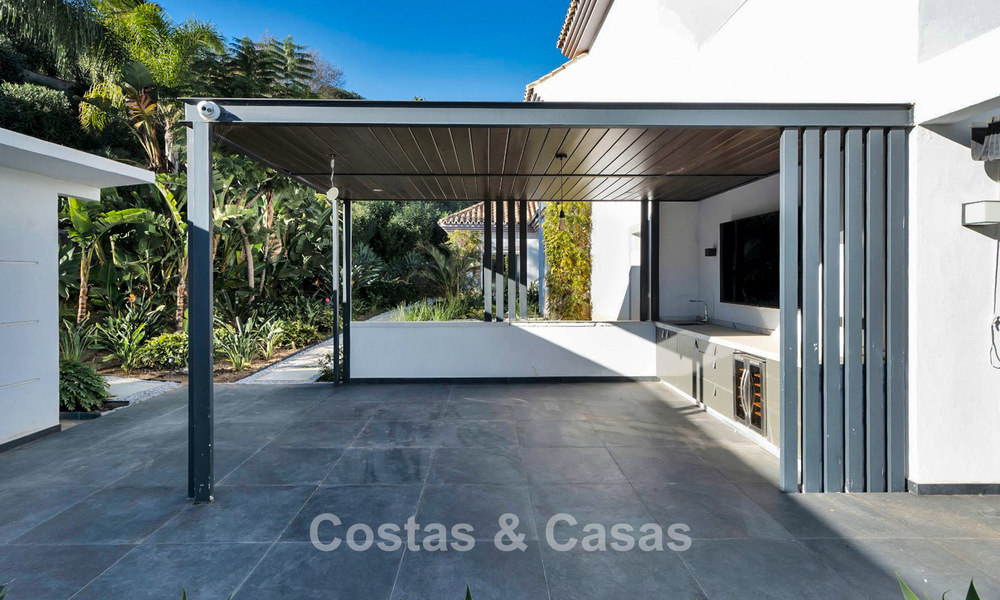 Luxury Mediterranean style villa for sale in a gated community surrounded by nature in Marbella - Benahavis 776516