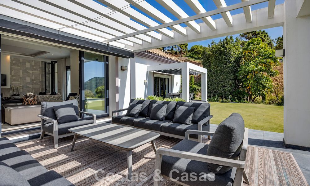 Luxury Mediterranean style villa for sale in a gated community surrounded by nature in Marbella - Benahavis 805697