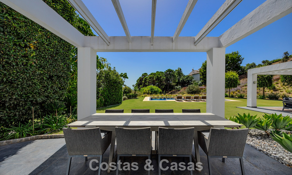 Luxury Mediterranean style villa for sale in a gated community surrounded by nature in Marbella - Benahavis 805700