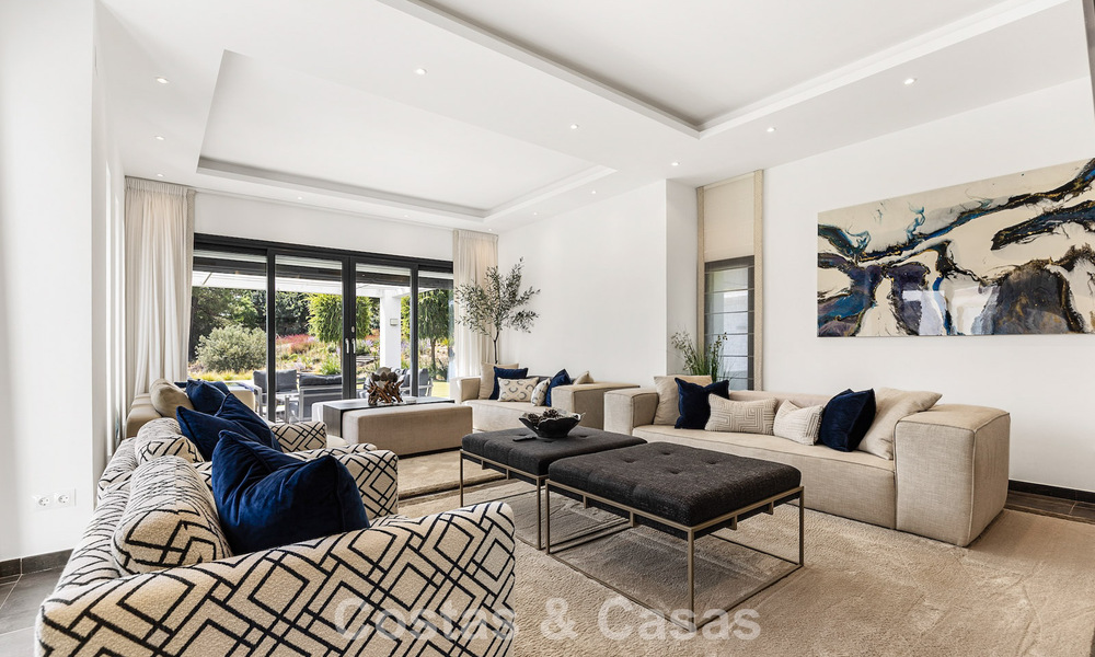 Luxury Mediterranean style villa for sale in a gated community surrounded by nature in Marbella - Benahavis 805701