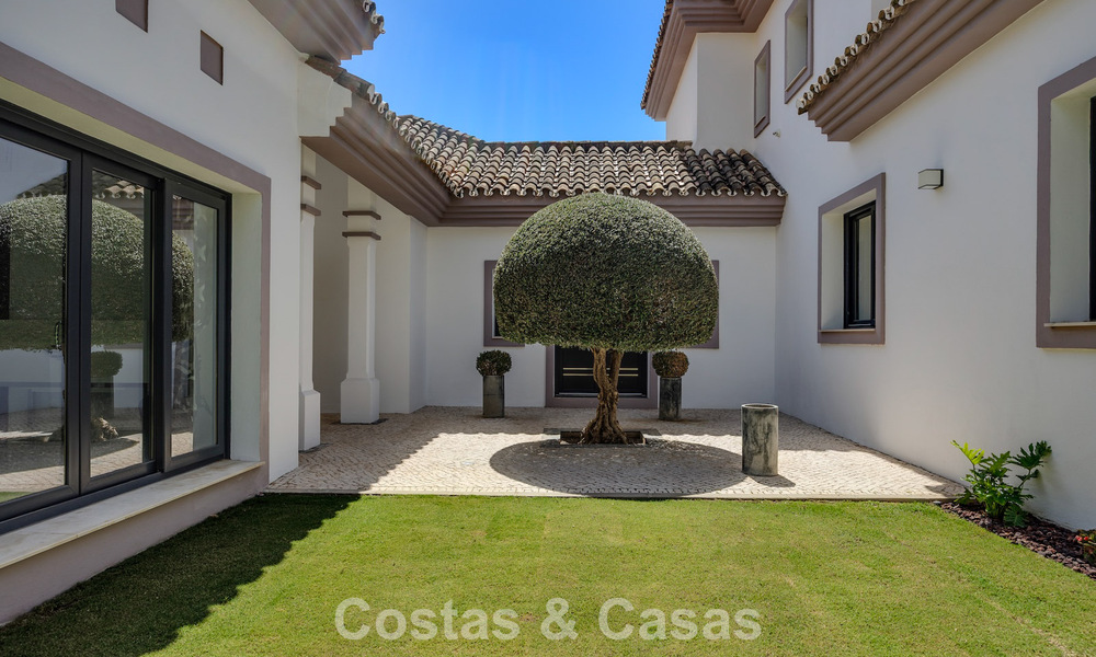 Luxury Mediterranean style villa for sale in a gated community surrounded by nature in Marbella - Benahavis 805711