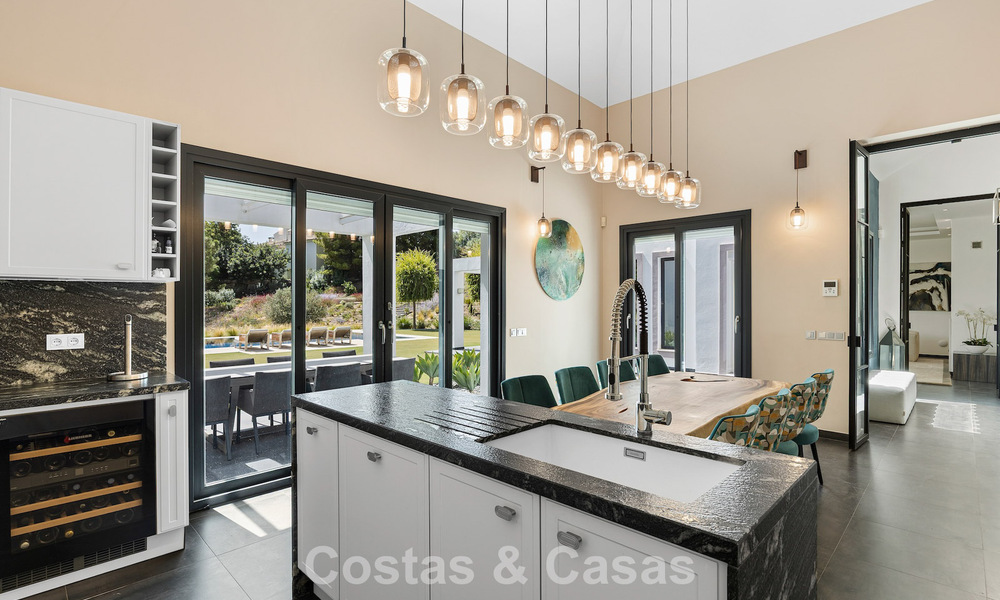 Luxury Mediterranean style villa for sale in a gated community surrounded by nature in Marbella - Benahavis 805721