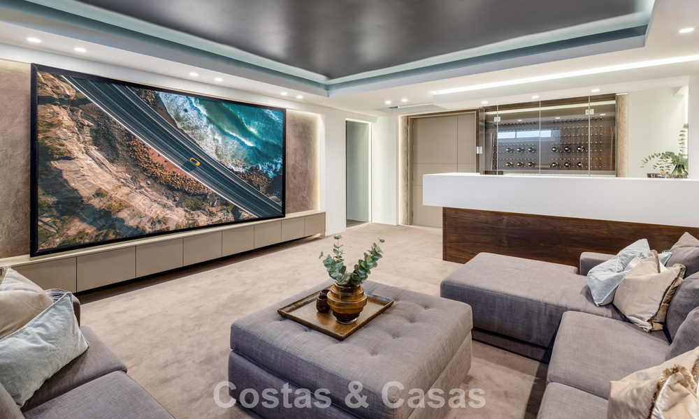 Contemporary luxury villa for sale, in an exclusive, gated community on Marbella’s prestigious Golden Mile 776681