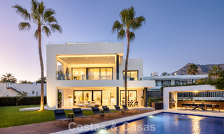 Contemporary luxury villa for sale, in an exclusive, gated community on Marbella’s prestigious Golden Mile 776686 