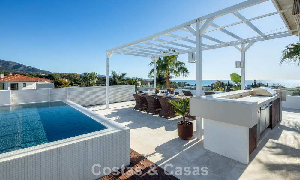 Contemporary luxury villa for sale, in an exclusive, gated community on Marbella’s prestigious Golden Mile 776699