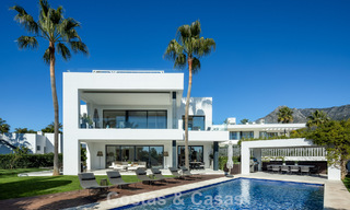 Contemporary luxury villa for sale, in an exclusive, gated community on Marbella’s prestigious Golden Mile 776704 