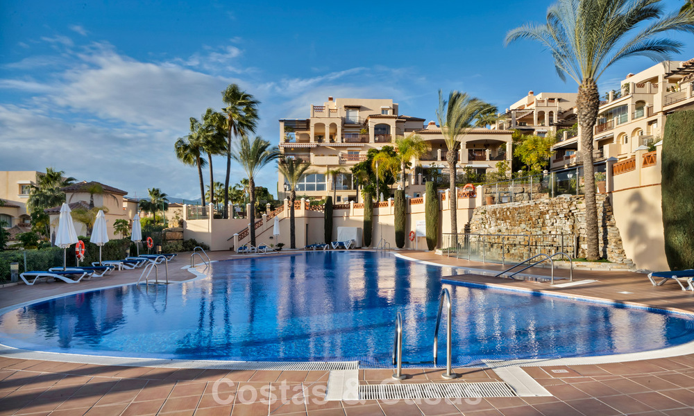 Luxurious ground floor apartment for sale, located on the New Golden Mile between Marbella and Estepona 776542