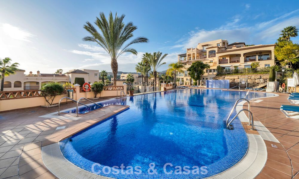 Luxurious ground floor apartment for sale, located on the New Golden Mile between Marbella and Estepona 776543