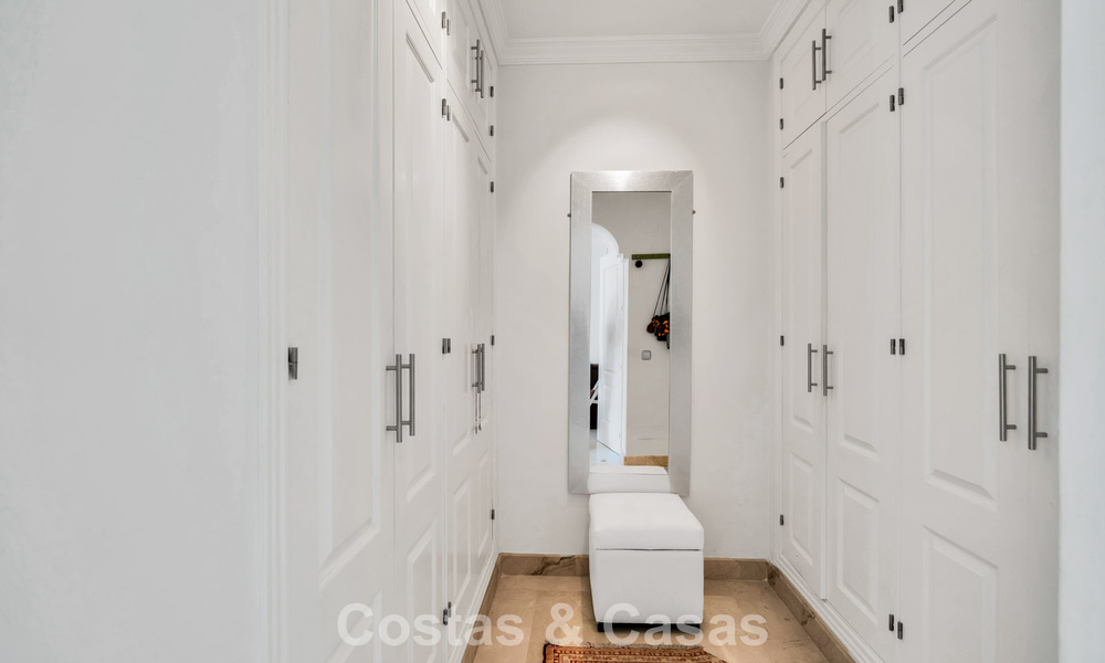 Luxurious ground floor apartment for sale, located on the New Golden Mile between Marbella and Estepona 776555