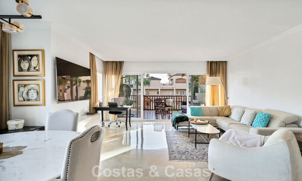 Luxurious ground floor apartment for sale, located on the New Golden Mile between Marbella and Estepona 776577