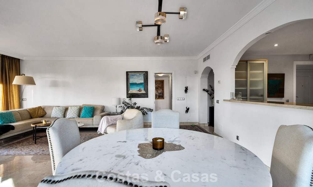 Luxurious ground floor apartment for sale, located on the New Golden Mile between Marbella and Estepona 776580
