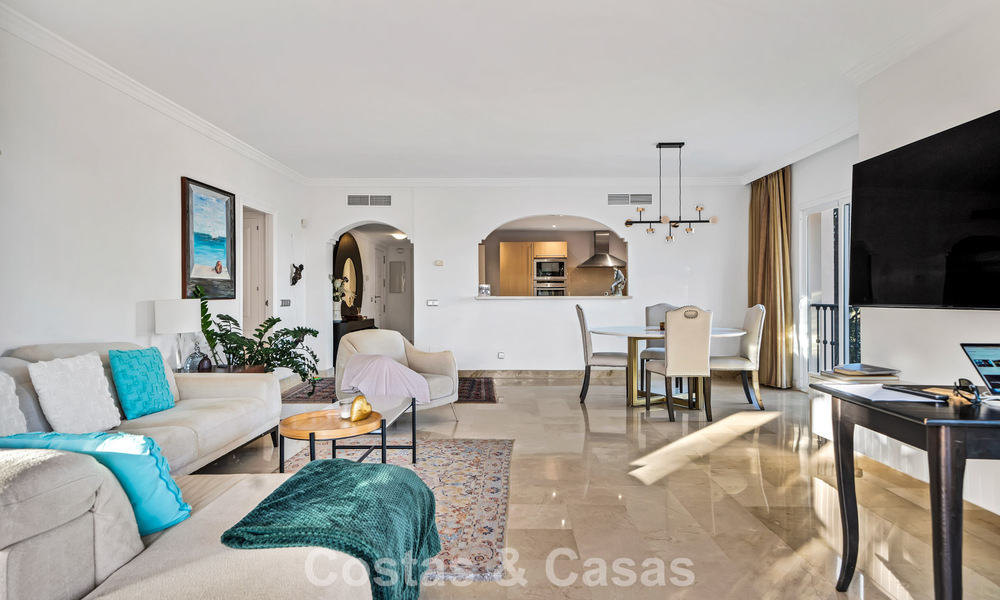 Luxurious ground floor apartment for sale, located on the New Golden Mile between Marbella and Estepona 776582