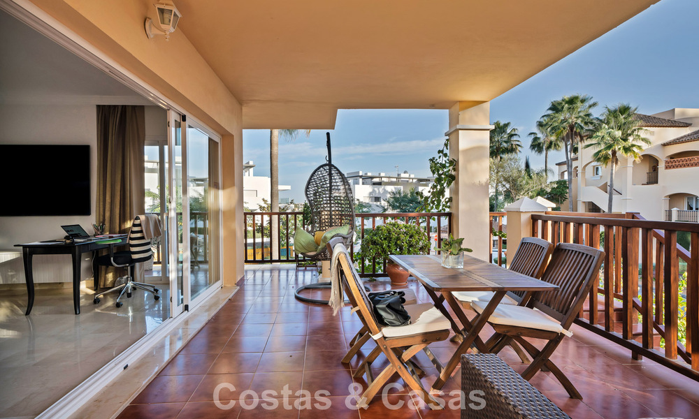 Luxurious ground floor apartment for sale, located on the New Golden Mile between Marbella and Estepona 776585