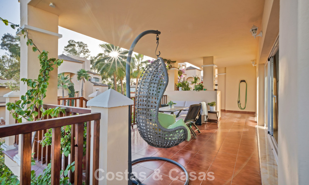 Luxurious ground floor apartment for sale, located on the New Golden Mile between Marbella and Estepona 776591