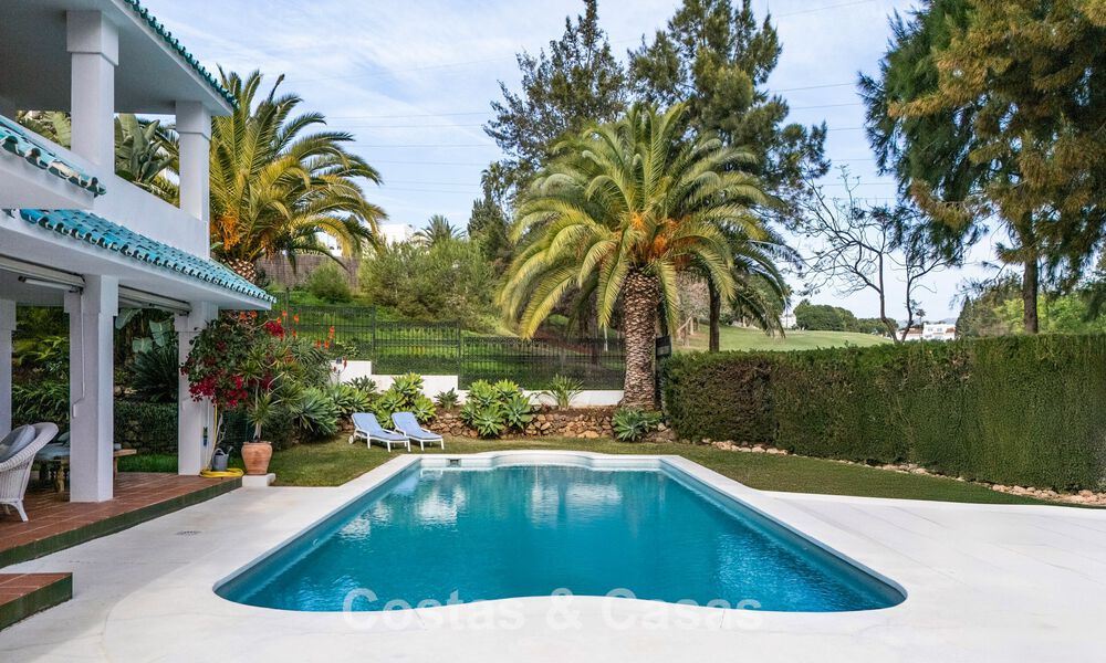 Charming townhouse with private pool for sale, in a sought after golf enclave of La Quinta, Marbella – Benahavis 776622