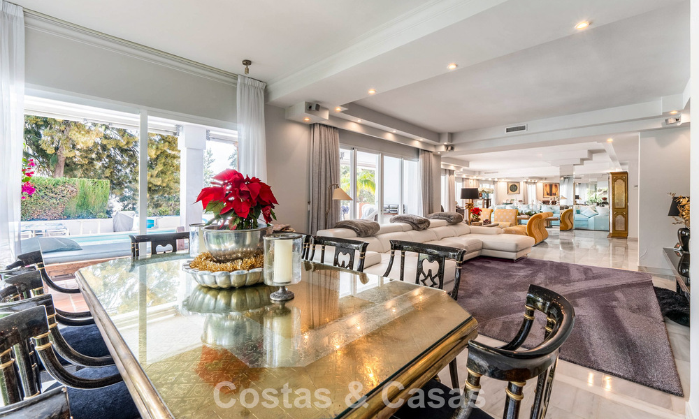 Charming townhouse with private pool for sale, in a sought after golf enclave of La Quinta, Marbella – Benahavis 776630