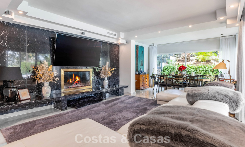 Charming townhouse with private pool for sale, in a sought after golf enclave of La Quinta, Marbella – Benahavis 776631