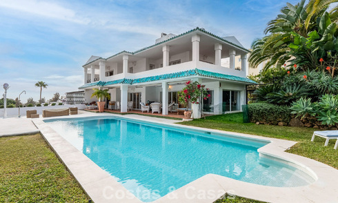 Charming townhouse with private pool for sale, in a sought after golf enclave of La Quinta, Marbella – Benahavis 776634