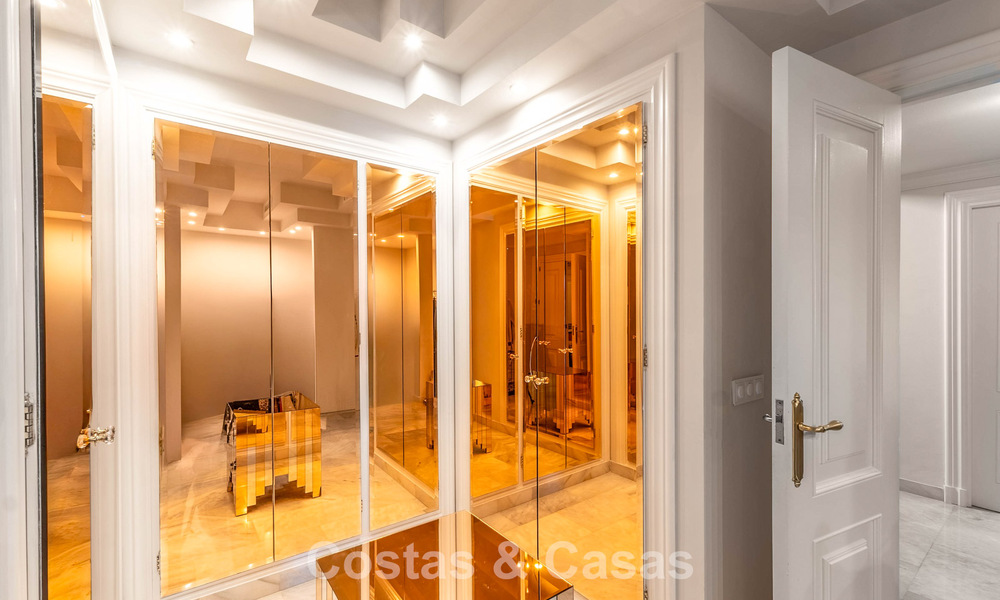 Charming townhouse with private pool for sale, in a sought after golf enclave of La Quinta, Marbella – Benahavis 776641