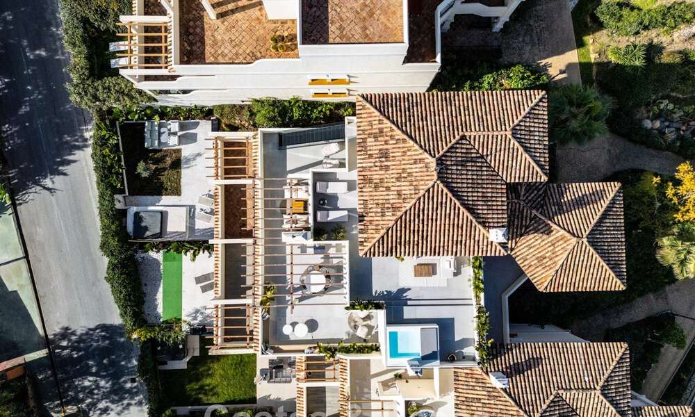 Luxurious renovated penthouse with panoramic sea views for sale in Nueva Andalucia, Marbella 776788