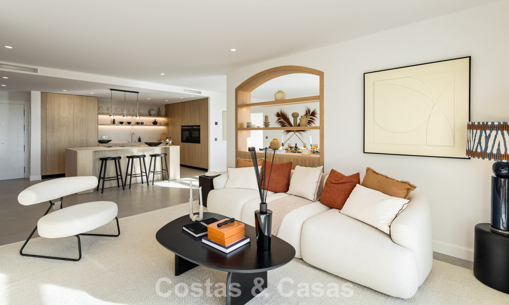 Luxurious renovated penthouse with panoramic sea views for sale in Nueva Andalucia, Marbella 776799