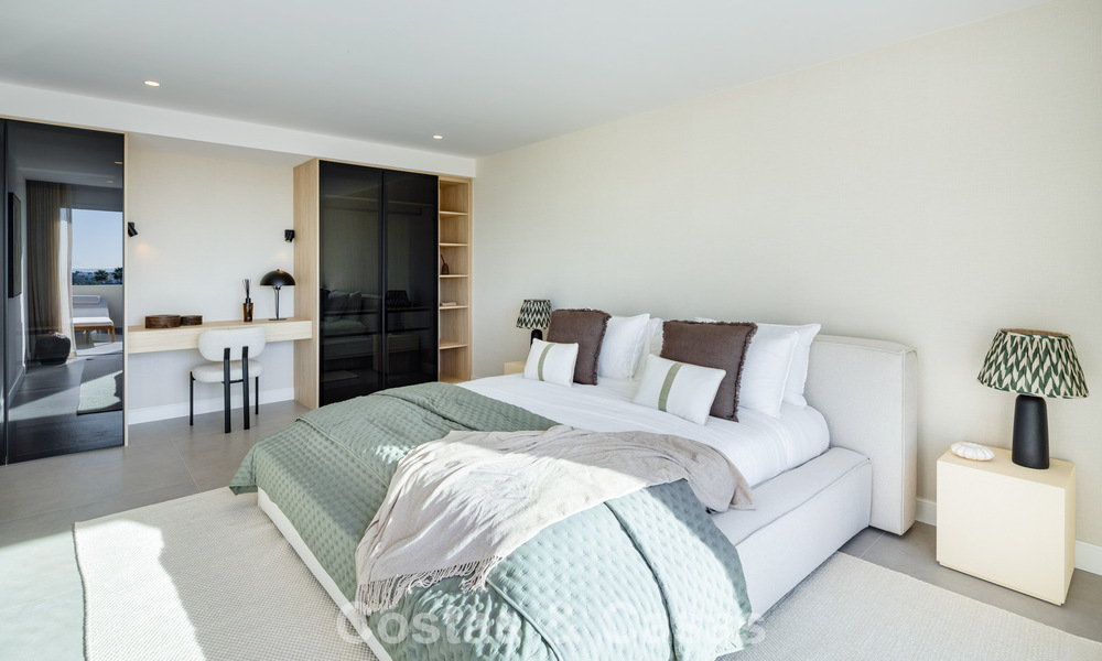 Luxurious renovated penthouse with panoramic sea views for sale in Nueva Andalucia, Marbella 776801
