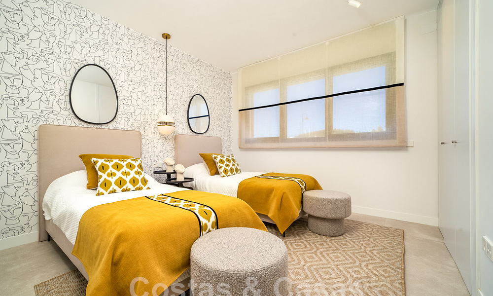 Modern, semi-detached villa with sea views for sale in a luxury resort in Mijas Costa, Costa del Sol 776825