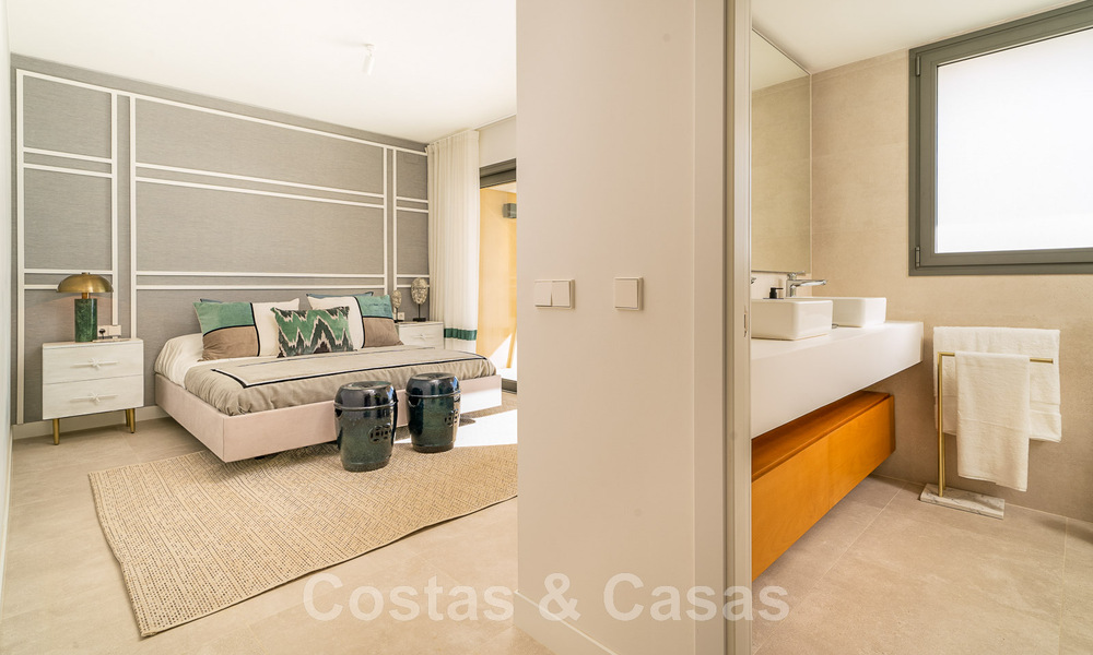 Modern, semi-detached villa with sea views for sale in a luxury resort in Mijas Costa, Costa del Sol 776827