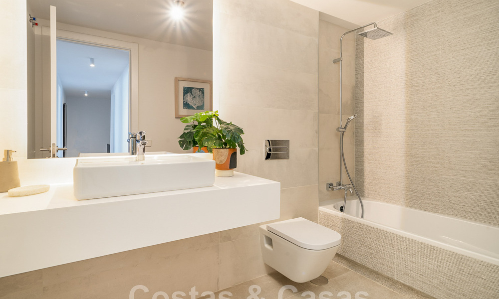 Modern, semi-detached villa with sea views for sale in a luxury resort in Mijas Costa, Costa del Sol 776829