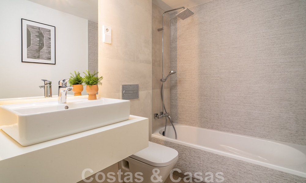 Modern, semi-detached villa with sea views for sale in a luxury resort in Mijas Costa, Costa del Sol 776834
