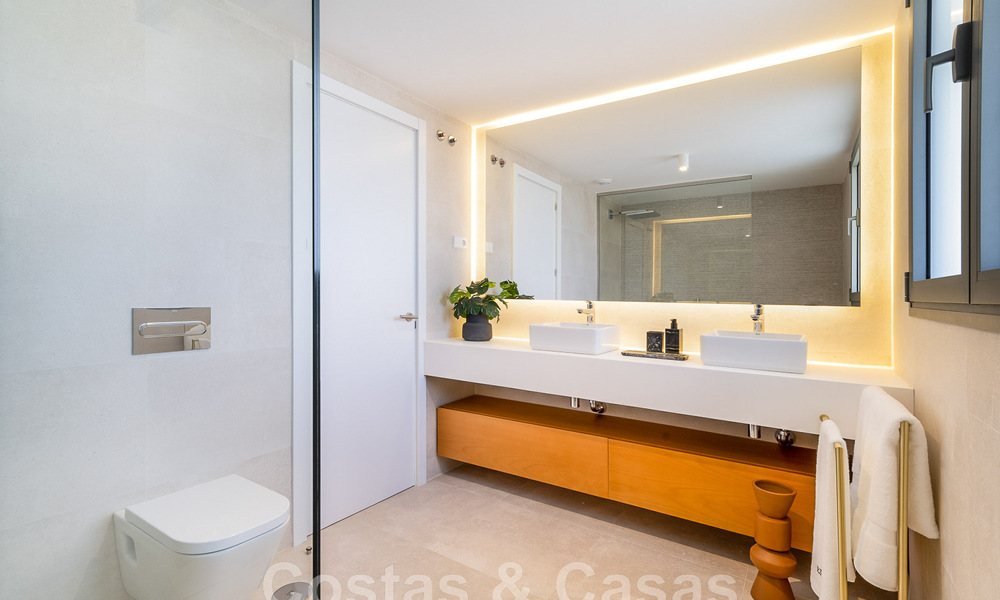 Modern, semi-detached villa with sea views for sale in a luxury resort in Mijas Costa, Costa del Sol 776836