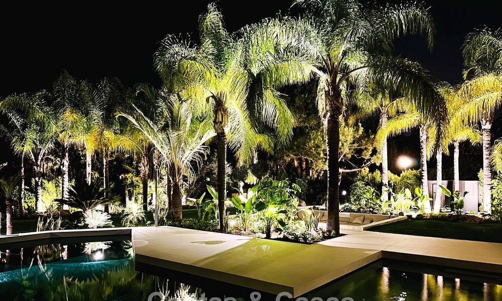 Renovated modern luxury villa for sale in a prestigious residential area in Marbella East 777040