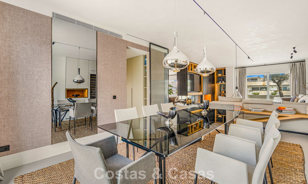 Exclusive, spacious duplex penthouse for sale, with private pool and sea view, close to the beach in Puerto Banus, Marbella 776957