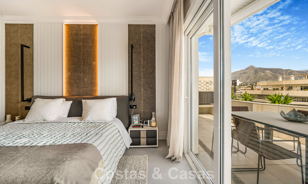 Exclusive, spacious duplex penthouse for sale, with private pool and sea view, close to the beach in Puerto Banus, Marbella 776965