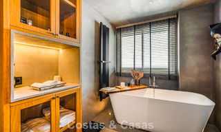 Exclusive, spacious duplex penthouse for sale, with private pool and sea view, close to the beach in Puerto Banus, Marbella 776968 