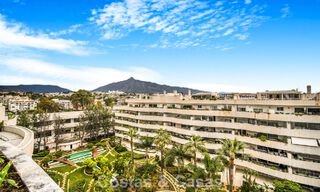 Exclusive, spacious duplex penthouse for sale, with private pool and sea view, close to the beach in Puerto Banus, Marbella 776997 
