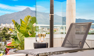 Exclusive, spacious duplex penthouse for sale, with private pool and sea view, close to the beach in Puerto Banus, Marbella 777020 