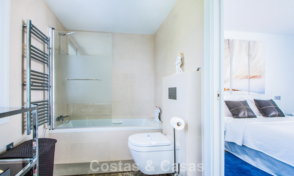 Contemporary Mediterranean luxury villa with panoramic mountain and sea views for sale in East Marbella 776849