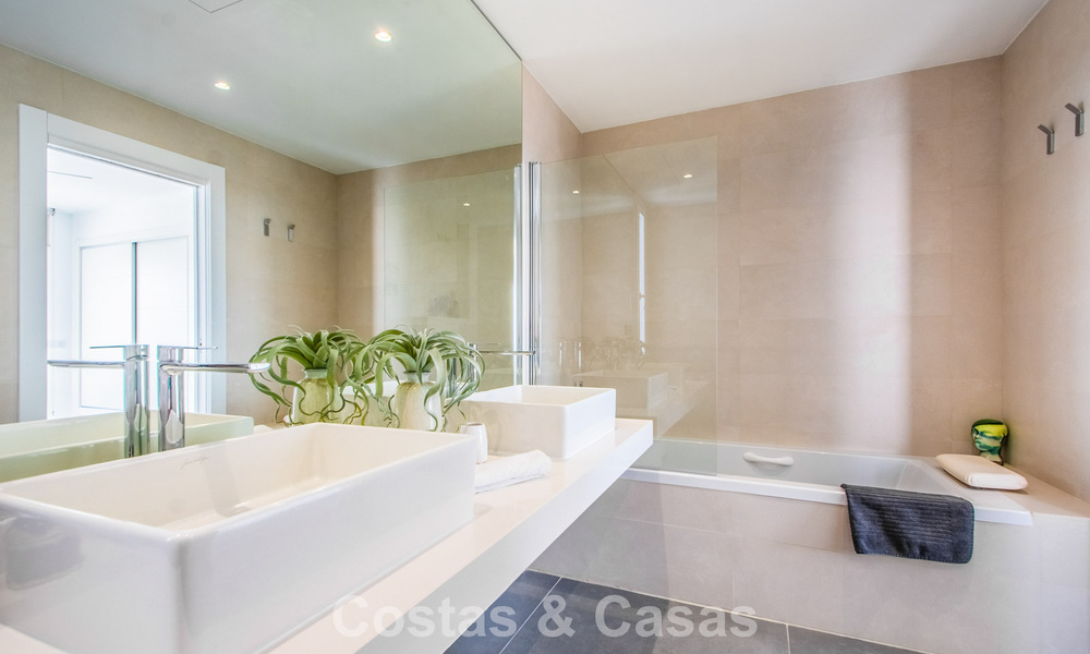 Contemporary Mediterranean luxury villa with panoramic mountain and sea views for sale in East Marbella 776864