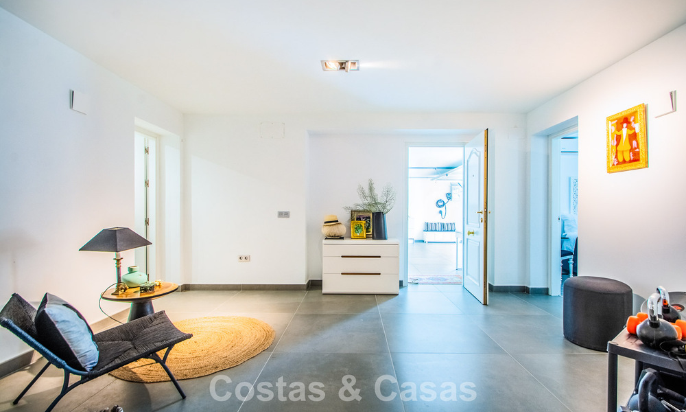 Contemporary Mediterranean luxury villa with panoramic mountain and sea views for sale in East Marbella 776874