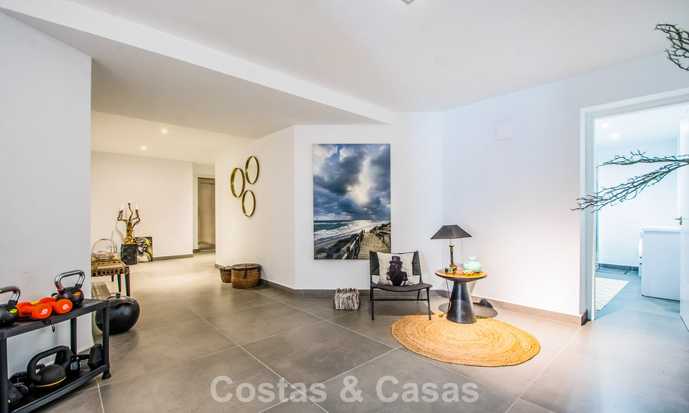 Contemporary Mediterranean luxury villa with panoramic mountain and sea views for sale in East Marbella 776877