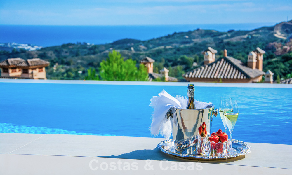 Contemporary Mediterranean luxury villa with panoramic mountain and sea views for sale in East Marbella 776896