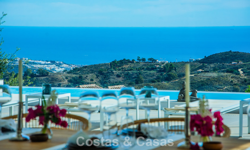 Contemporary Mediterranean luxury villa with panoramic mountain and sea views for sale in East Marbella 776908