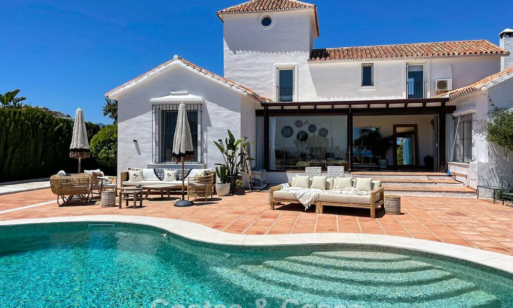 Spanish hacienda style villa with spectacular views for sale in a natural setting east of Marbella centre 776915
