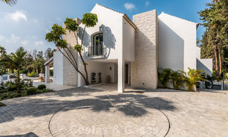Contemporary Andalusian luxury villa for sale surrounded by golf courses in Nueva Andalucia, Marbella 776933 