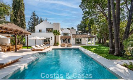 Contemporary Andalusian luxury villa for sale surrounded by golf courses in Nueva Andalucia, Marbella 776934